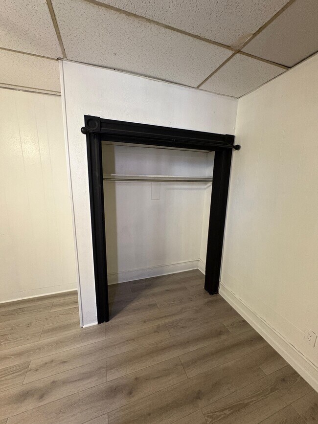 Dormitorio 1 - 29 E 4th St