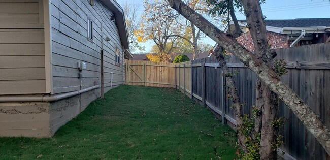 Foto del edificio - 11903 Spring Hill Dr