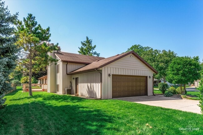 Foto del edificio - 13831 S Mallard Dr