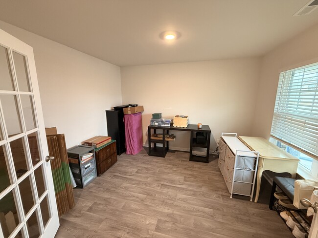 Foto del edificio - 4116 Madeline Farm Blvd