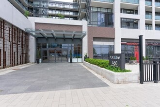 Building Photo - 460-460 Adelaide St E