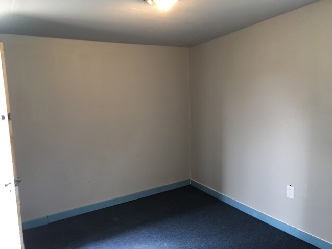 Building Photo - 3730 Portland Avenue, 71103
