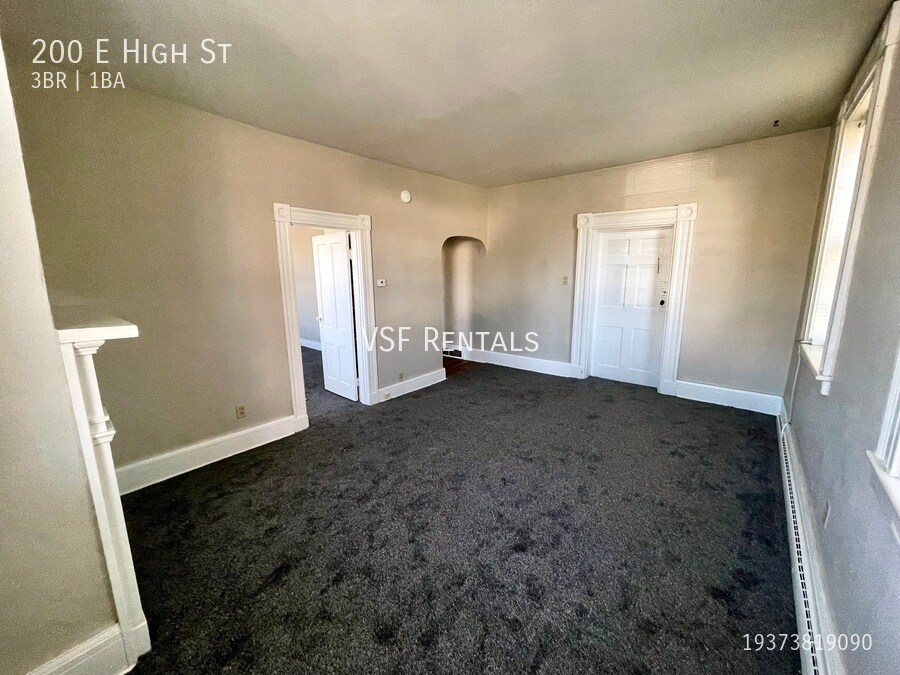 Foto principal - 200 E High St