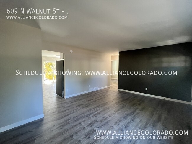 Building Photo - 609 N Walnut St