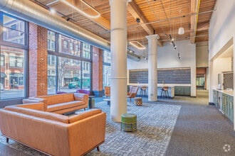 Lobby - Bogen | Urban Chic Lofts