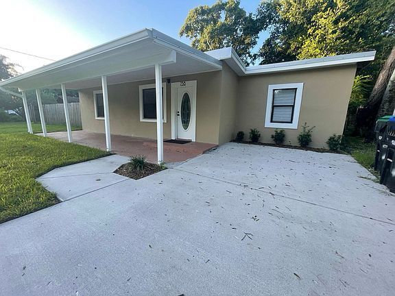 Building Photo - 738 Carlson Dr