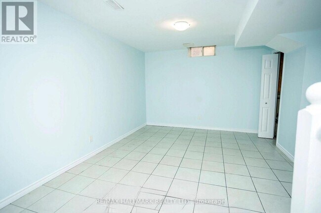 Photo du bâtiment - 384 Flagstone Way