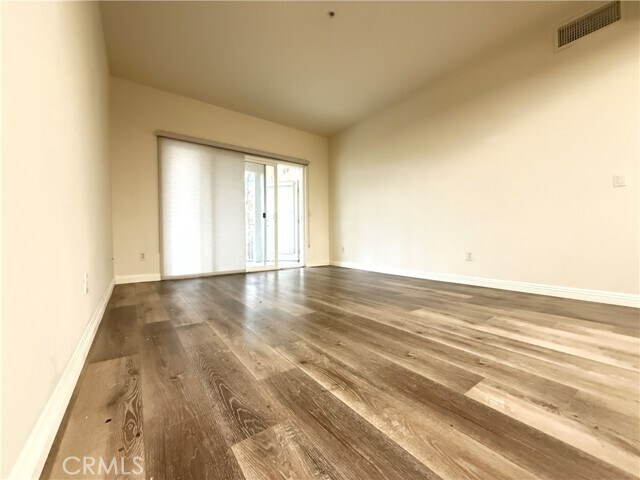 Foto del edificio - 44756 Adam