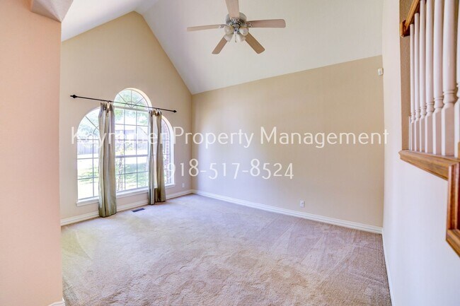 Foto del edificio - Beautiful home across from Jenks Middle School