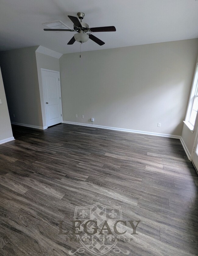 Building Photo - 612 Pippin Dr