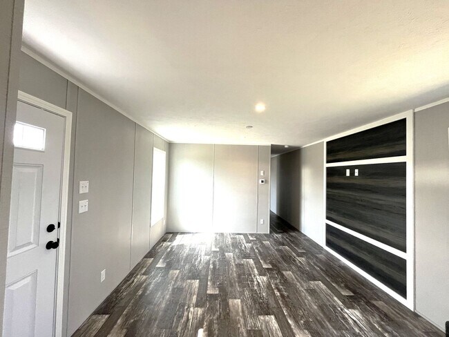 Foto del edificio - NEW!!!! Mobile home featuring 2 bedrooms and 1 bathroom.