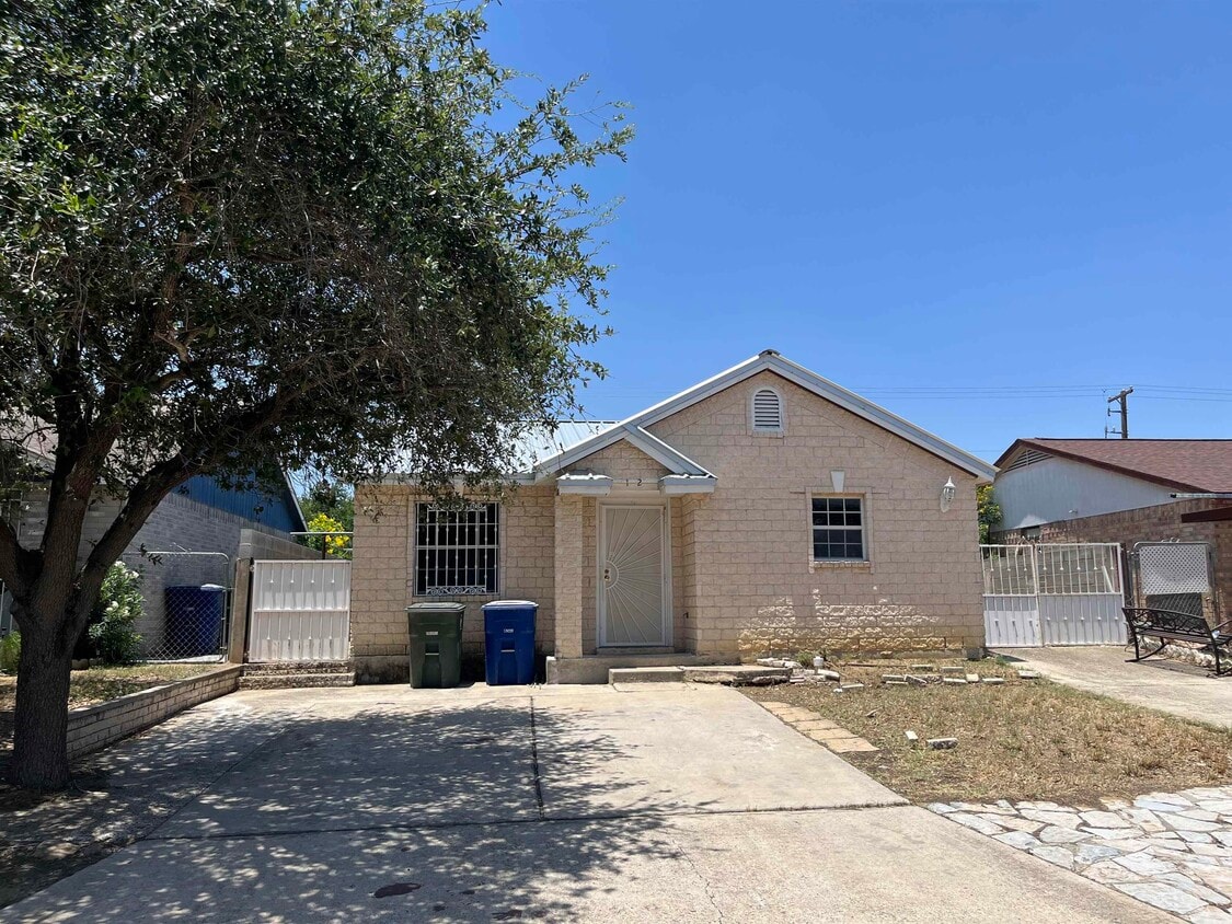 Primary Photo - 1212 Reagan Dr