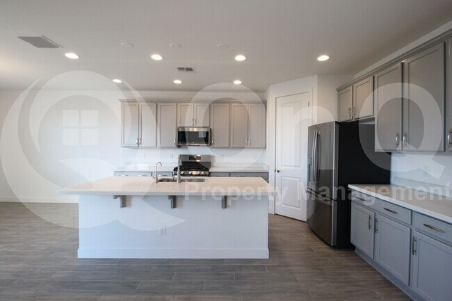 Foto del edificio - 11818 S 54th Ln