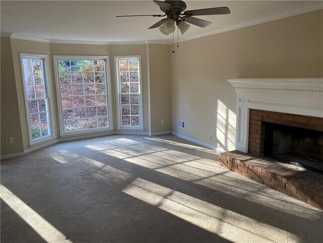 Foto del edificio - 2645 Stratfield Dr