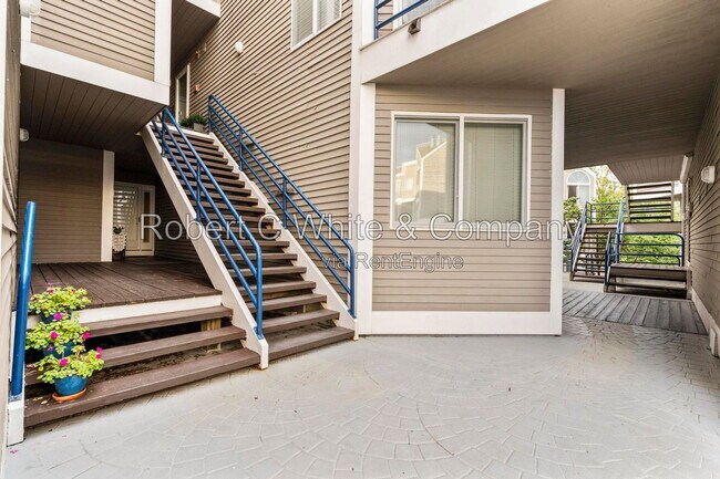 Foto del edificio - 38 Harbour Close