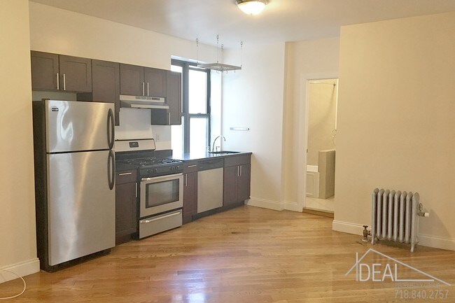 Foto del edificio - 311 Lincoln Place #6BR