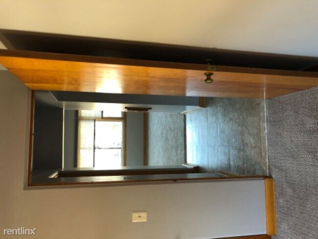 Foto del edificio - 3876 E Layton Ave