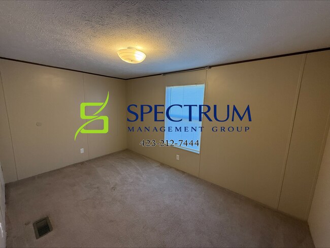 Foto del edificio - 2876 Democrat Rd