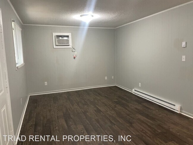 Foto del edificio - 3 br, 1 bath House - 1440 ROLLING ROAD APT-#4