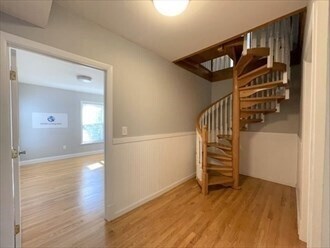 Foto del edificio - 539 Lincoln Ave