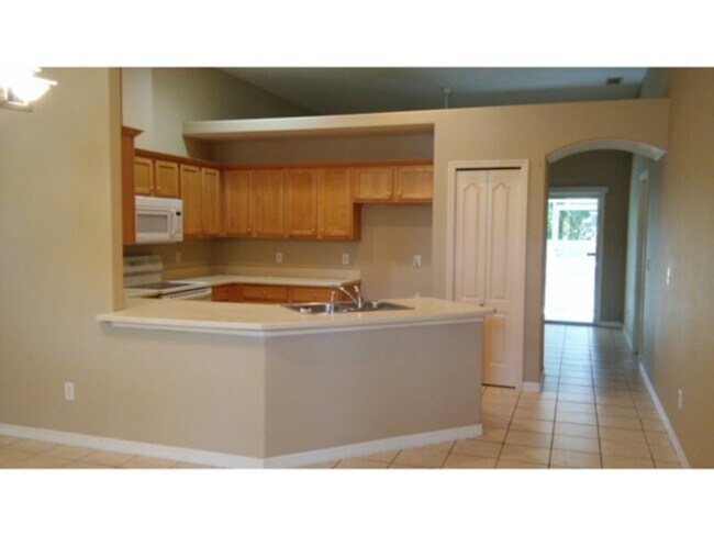 Foto del edificio - Move In Ready 3 Bedroom 2 Bath