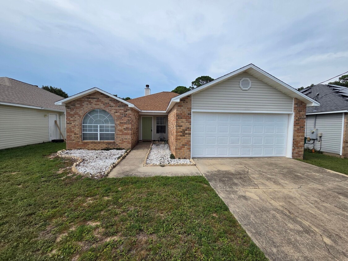 Primary Photo - 776 Pearl Sand Dr