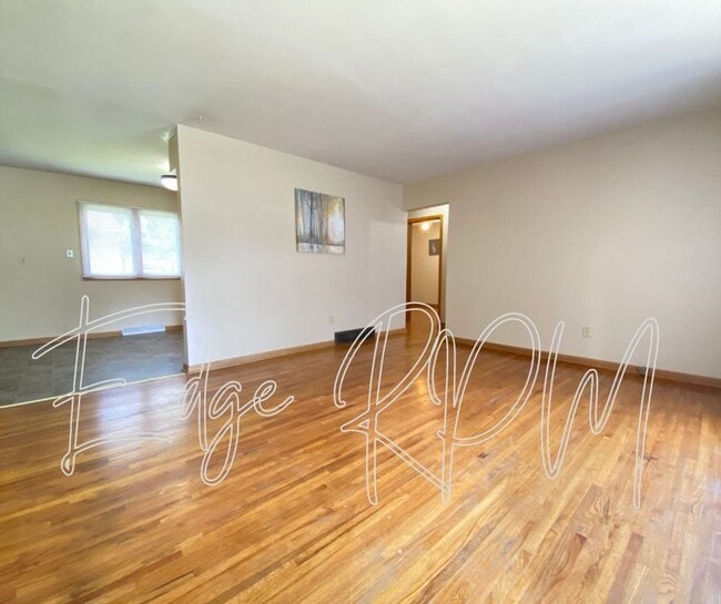 Building Photo - 1618 Guernsey Ct