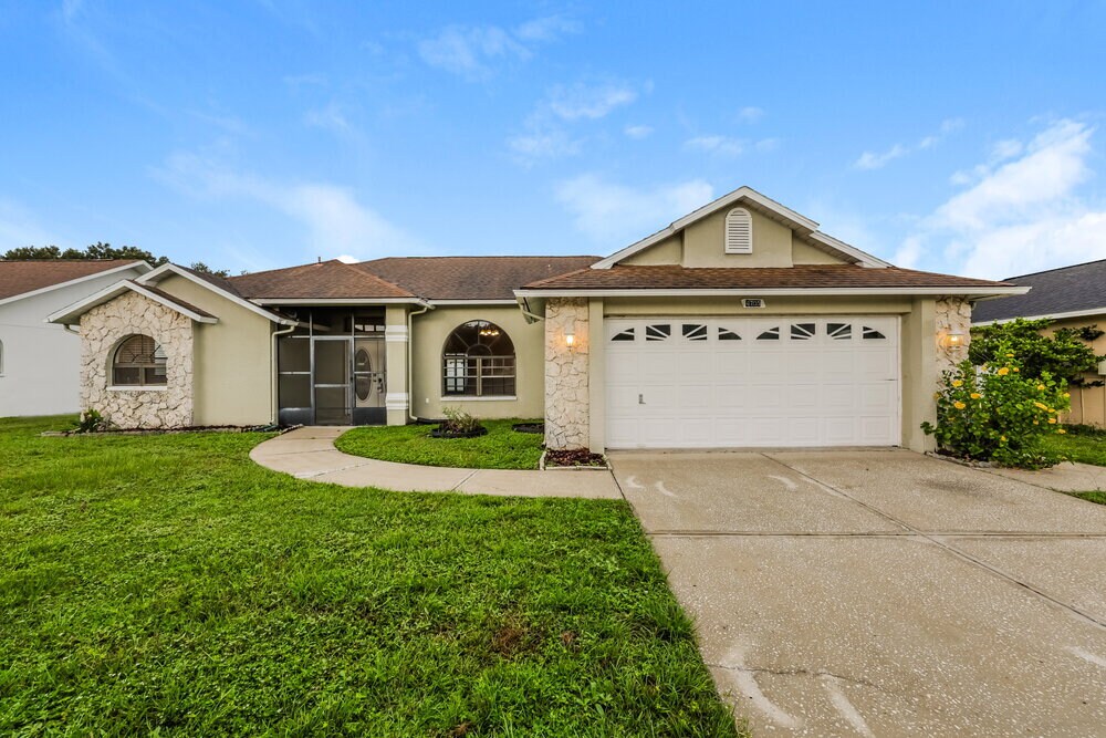 Primary Photo - 4705 Whitetail Ln