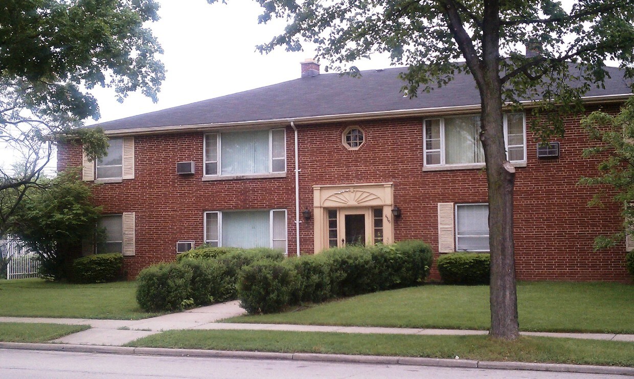 6960 W Appleton Ave, Milwaukee, WI 53216 Apartments in Milwaukee, WI