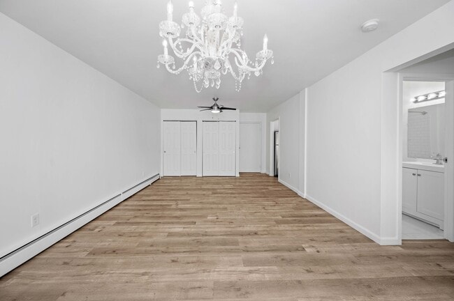 Photo - 2935 Marshall Ave Apartments