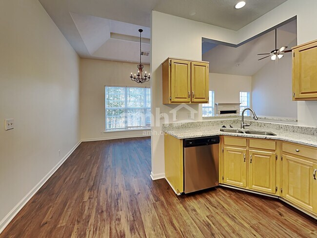 Building Photo - 5229 Ridgefalls Way