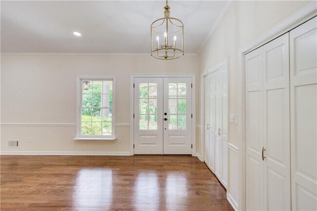 Foto del edificio - 770 Crest Valley Dr NW