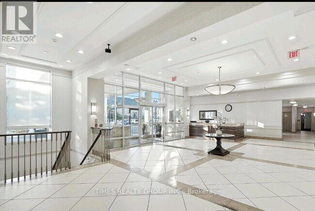 Building Photo - 30 N Park Rd