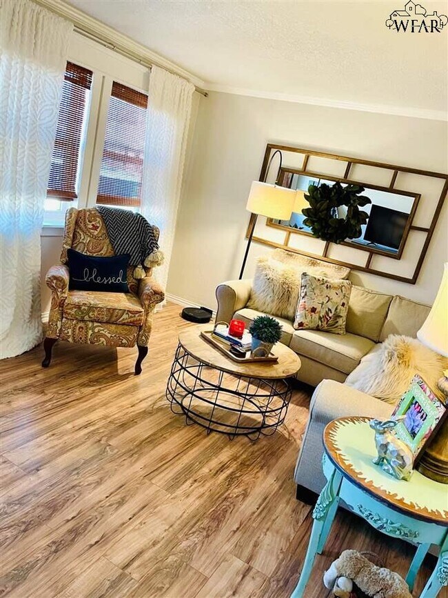 Foto del edificio - 4609 Western Hills Dr