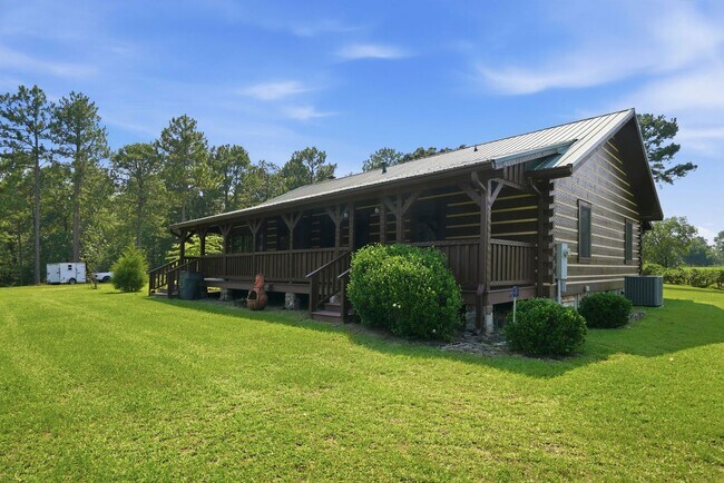 Foto del edificio - 5103 Hillmon Grove Rd