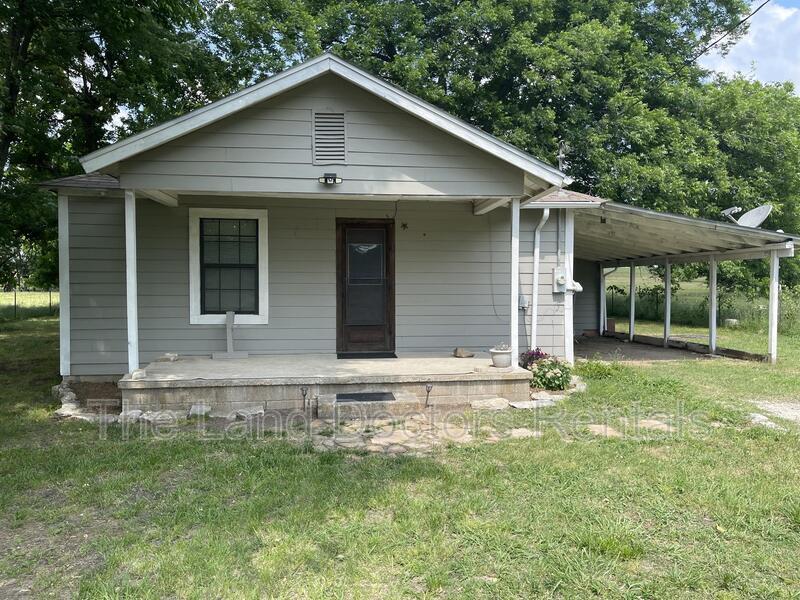 1120 N Broadway, Roff, OK 74865 House Rental in Roff, OK