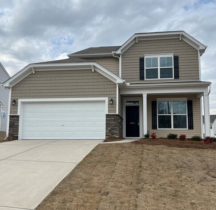 Primary Photo - Spacious Brand-New Home in Highland Park- ...