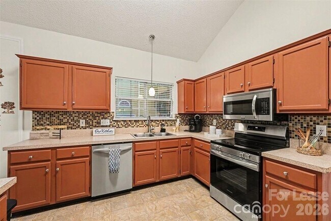 Foto del edificio - 13505 Gatestone Ln