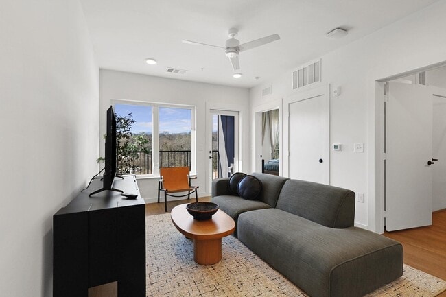 Building Photo - Terraces at High Mountain