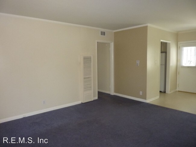 Foto del edificio - 8920 Ramsgate Ave