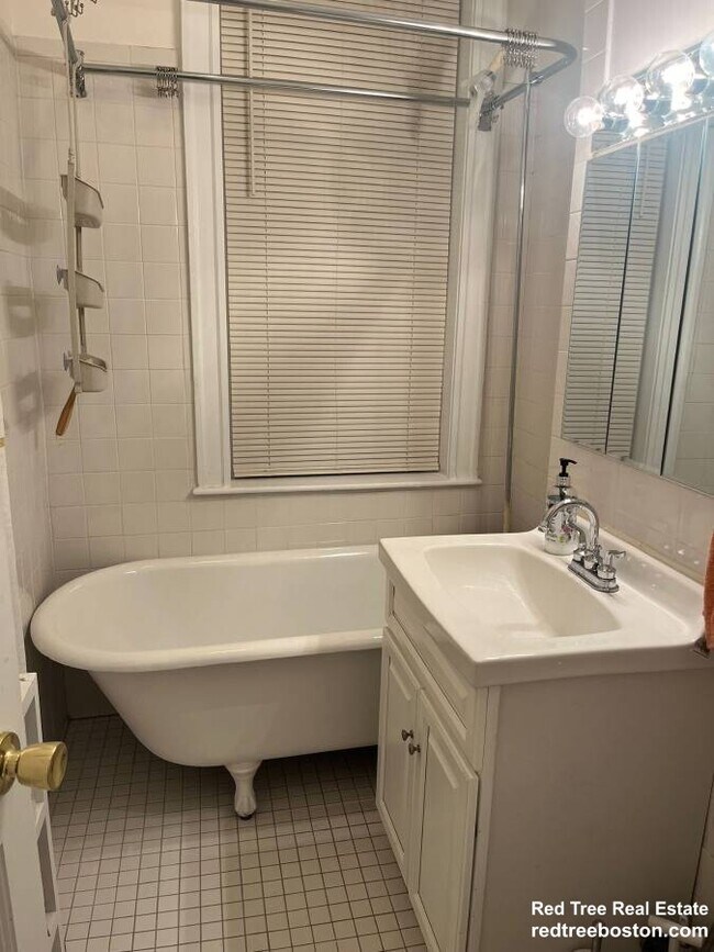 Foto del edificio - 319 Allston St