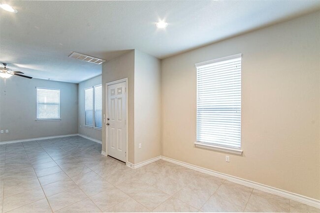 Foto del edificio - 11701 Prado Ranch Blvd