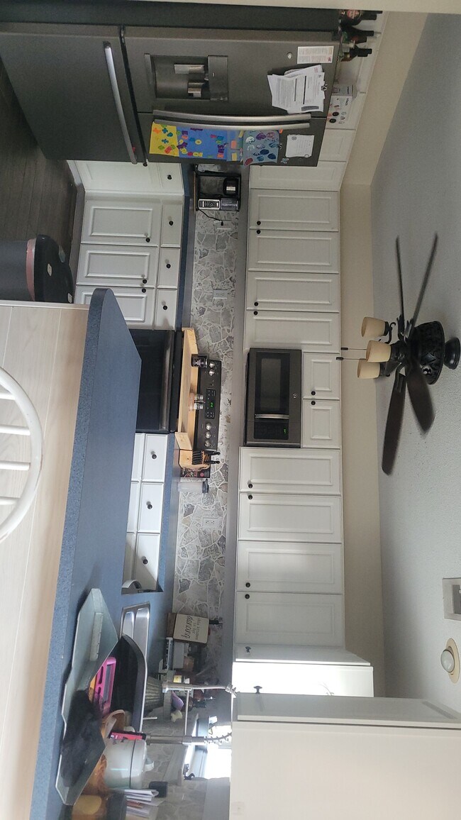 Building Photo - 536 Rosings Dr