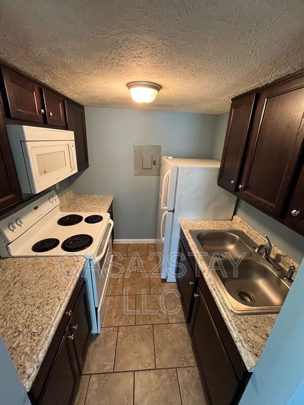 Photo - 411 Iowa Ave Apartment