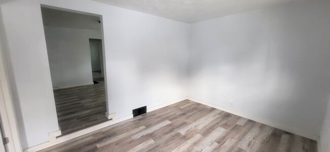 Building Photo - 1223 Michigan Ave