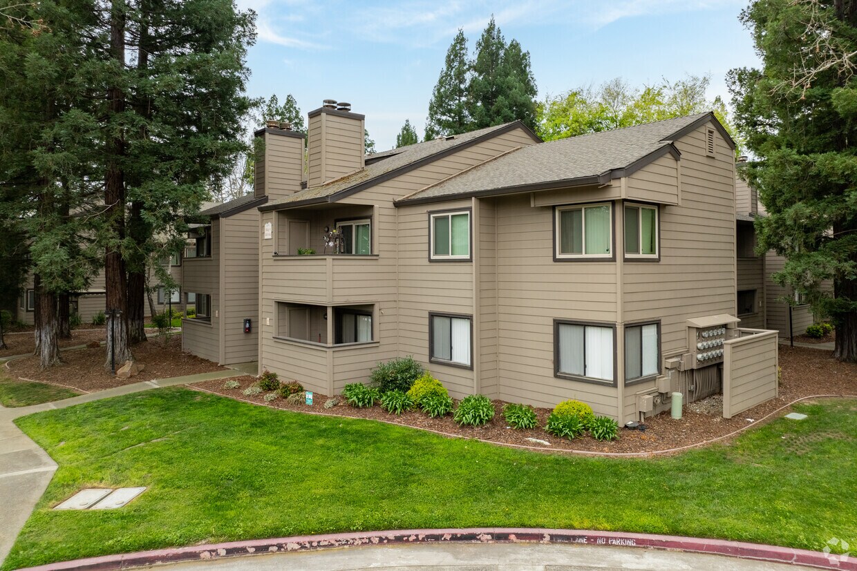 Foto principal - Highlands Apartments