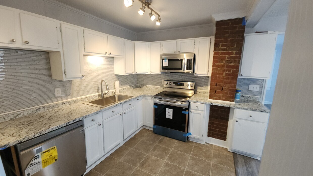 Foto principal - 303 Clement St