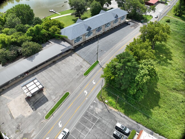 3D Exterior - Lakeside Studio Apartments
