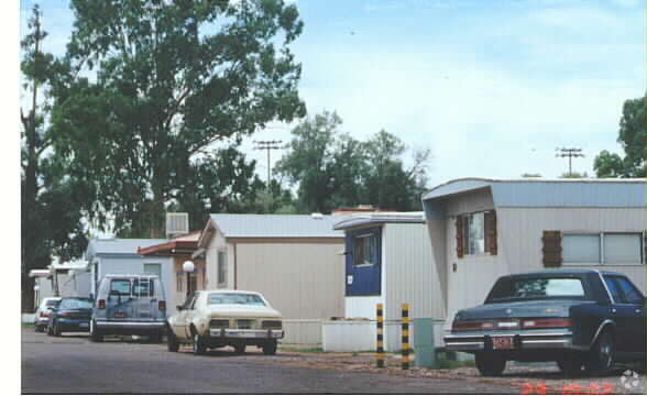 Building Photo - Five Star Mobile Home Park