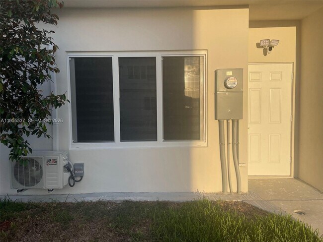 Foto del edificio - 25854 SW 144th Ct